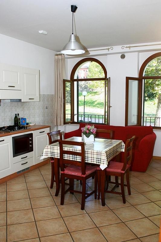 Residence Bizzoni Terni Exteriör bild